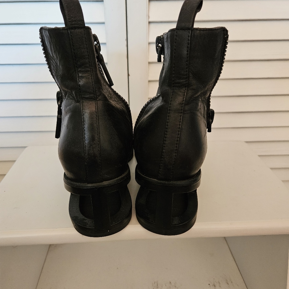 Jeffrey Campbell booties - Picture 3 of 5